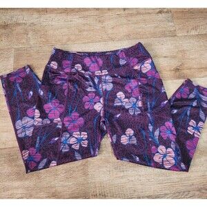 Pro Player Women’s Workout Leggings Capris Size 1X Extra Large Floral Purple